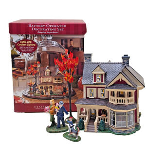 Department 56 Thanksgiving at Grandmother's House Snow Village Original Box 2004